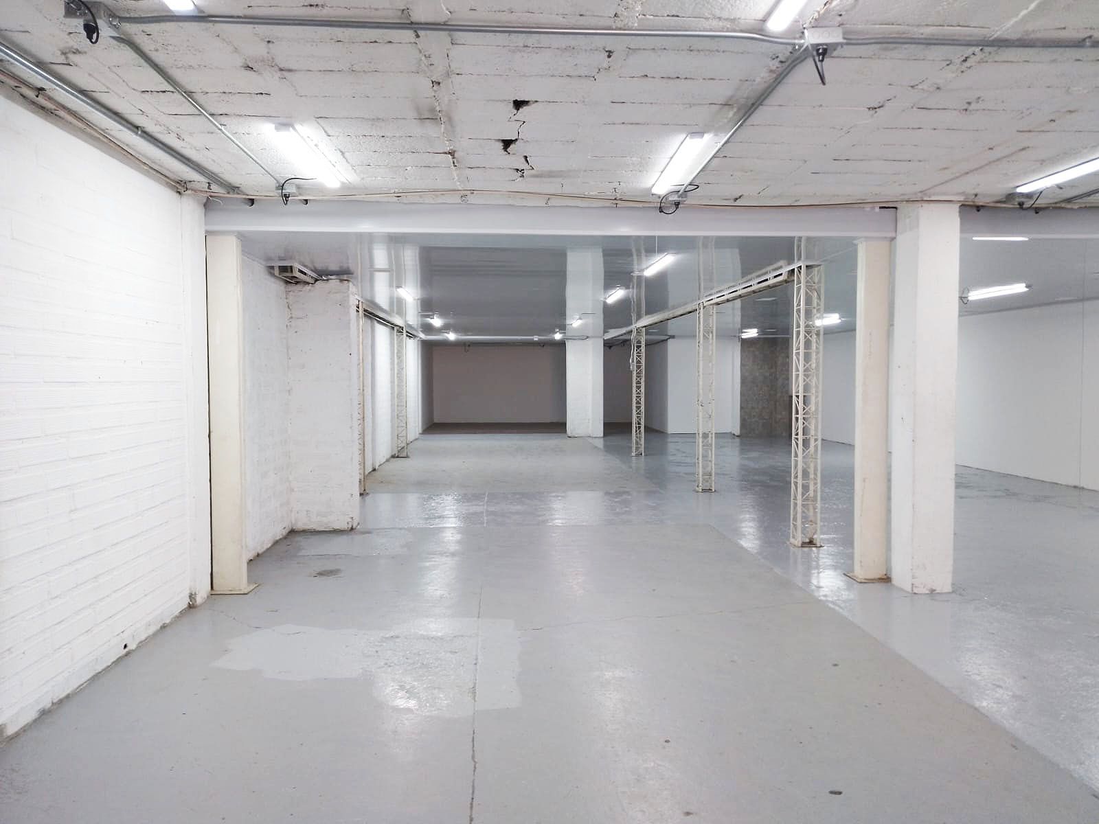 Bodega en arriendo Antioquia Itagüí Simón Bolívar 297 m2 Habitaciones 0 Baños 2 Garajes 3 Precio $7200000