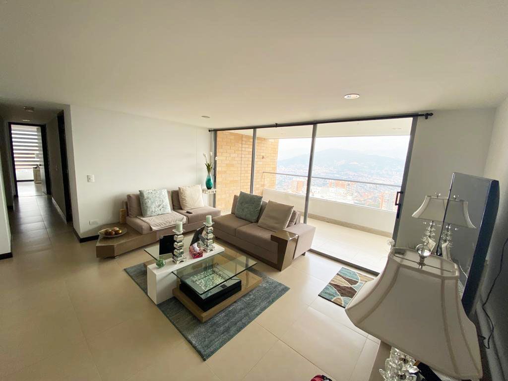 Apartamento en arriendo Antioquia Envigado El Chocho 129 m2 Habitaciones 3 Baños 6 Garajes 3 Precio $5650000