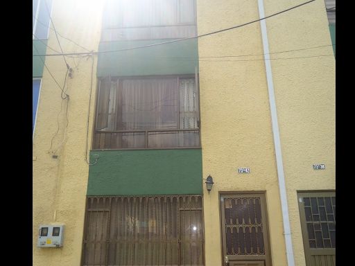 Casa en venta Cundinamarca Bogotá Villas De Granada 94 m2 Habitaciones 4 Baños 2 Garajes 0 Precio $400000000