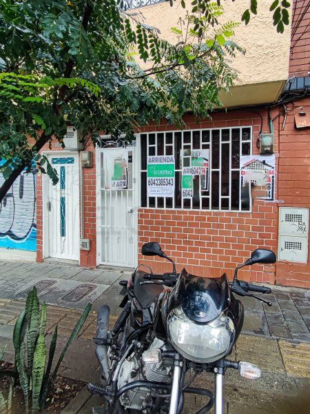 Apartaestudio en arriendo Antioquia Medellín La Palma 30 m2 Habitaciones 1 Baños 1 Garajes 0 Precio $1500000