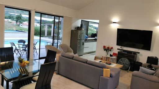 Casa en venta Risaralda Pereira Pereira 248 m2 Habitaciones 4 Baños 8 Garajes 12 Precio $1290000000