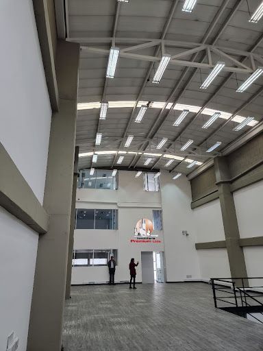 Bodega en venta Cundinamarca Bogotá Los Álamos 618 m2 Habitaciones 0 Baños 6 Garajes 5 Precio $2700000000