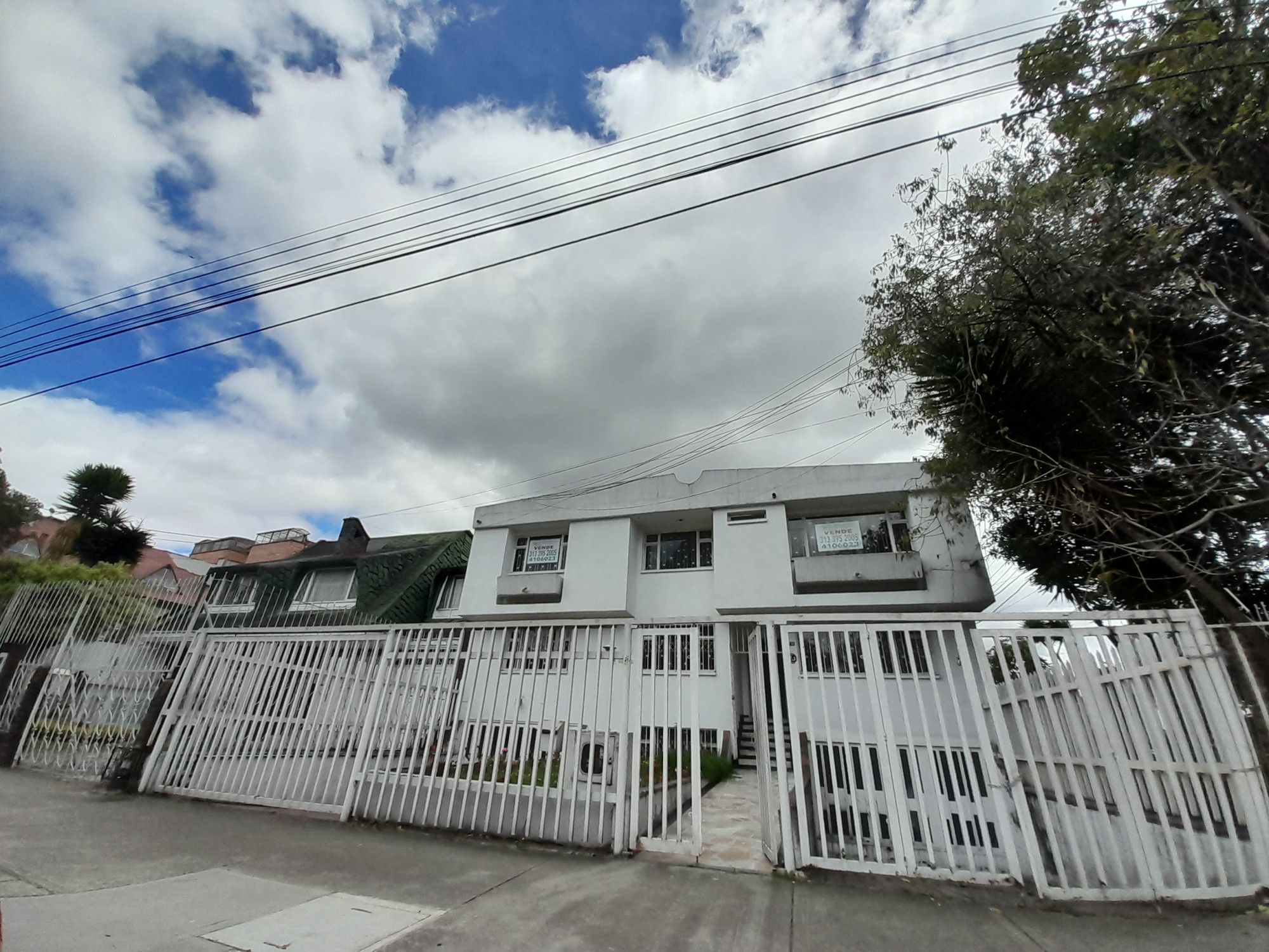 Casa en venta Cundinamarca Bogotá Nicolas De Federman 375 m2 Habitaciones 4 Baños 8 Garajes 3 Precio $1700000000