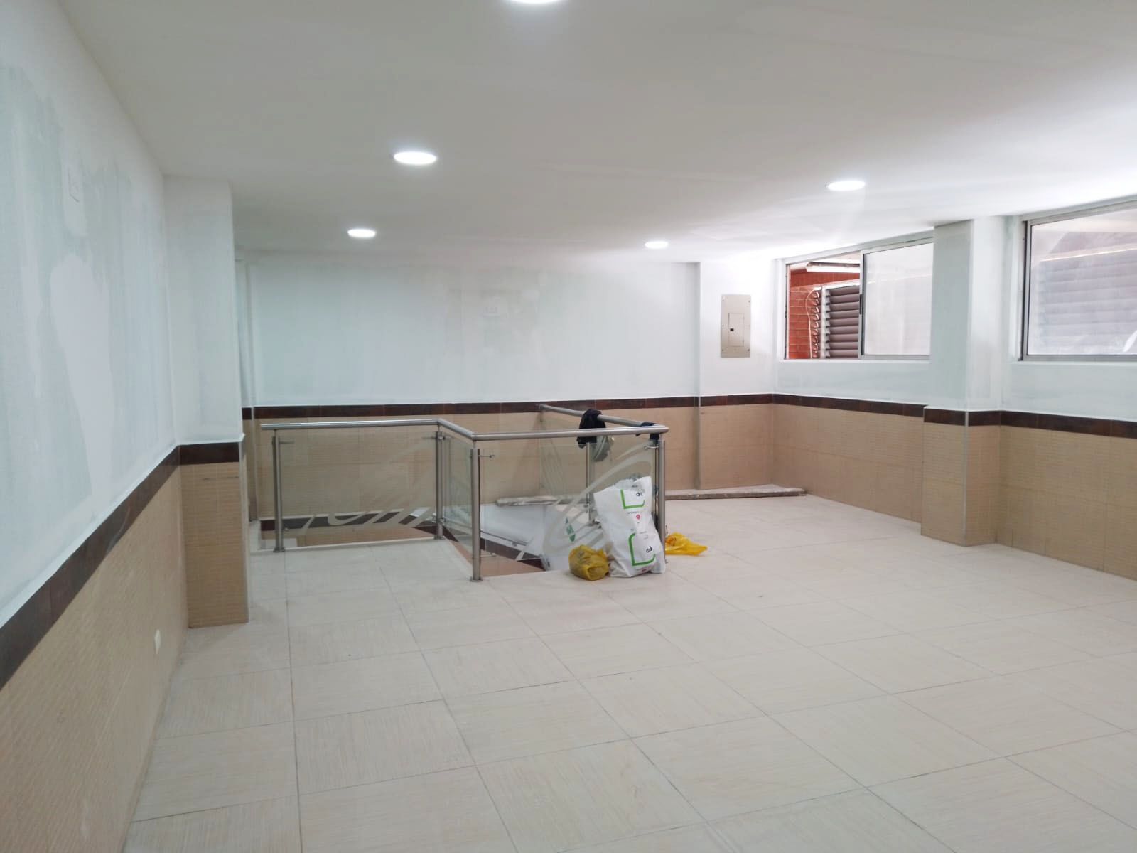Local en arriendo Antioquia Medellín La Mota 73 m2 Habitaciones 0 Baños 0 Garajes 1 Precio $10500000