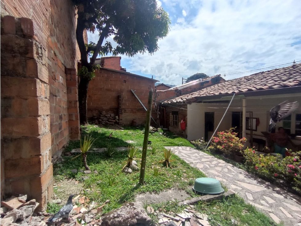 Casa en venta Antioquia Medellín Brasilia 130 m2 Habitaciones 3 Baños 2 Garajes 0 Precio $530000000