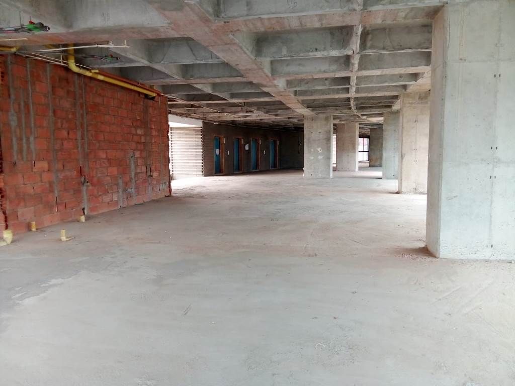 Oficina en arriendo Antioquia Medellín El Poblado 670 m2 Habitaciones 0 Baños 10 Garajes 12 Precio $85000000