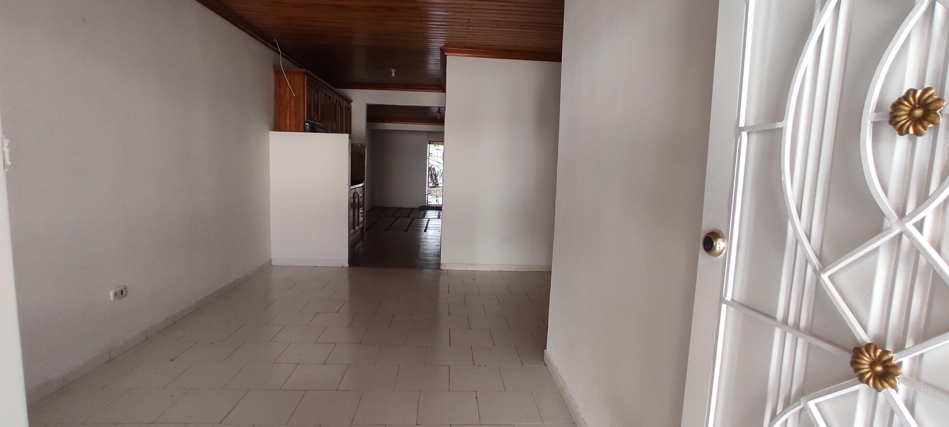Casa en venta Córdoba Montería Urbina 120 m2 Habitaciones 3 Baños 2 Garajes 2 Precio $300000000