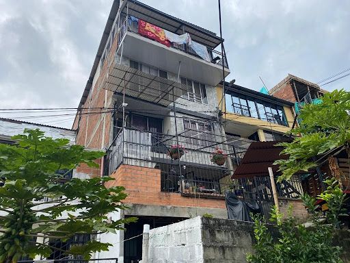 Casa en venta Risaralda Pereira Br La Habana I Etapa 326 m2 Habitaciones 13 Baños 9 Garajes 0 Precio $700000000