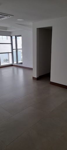 Oficina en arriendo Bolívar Cartagena Boca Grande 55 m2 Habitaciones 0 Baños 0 Garajes 2 Precio $5000000