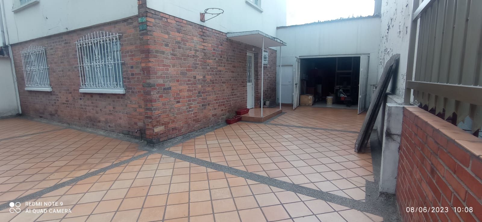 Casa en venta Cundinamarca Bogotá Ferrocaja 175 m2 Habitaciones 5 Baños 4 Garajes 2 Precio $950000000