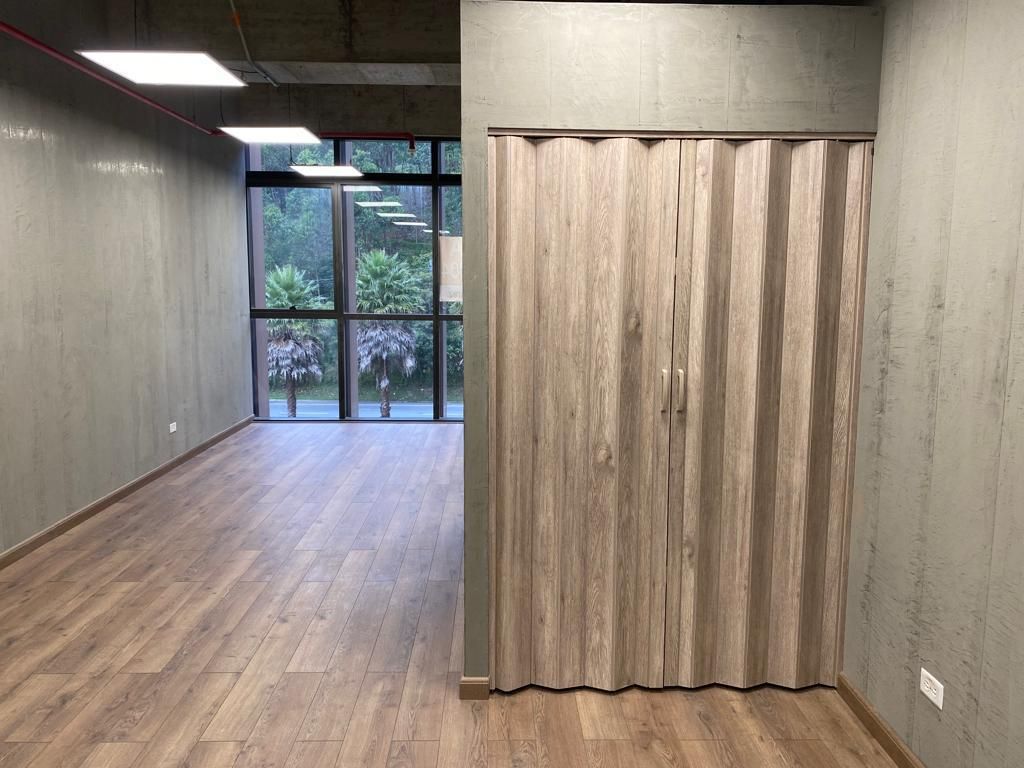 Oficina en venta Antioquia Medellín Las Palmas 35 m2 Habitaciones 0 Baños 0 Garajes 2 Precio $410000000