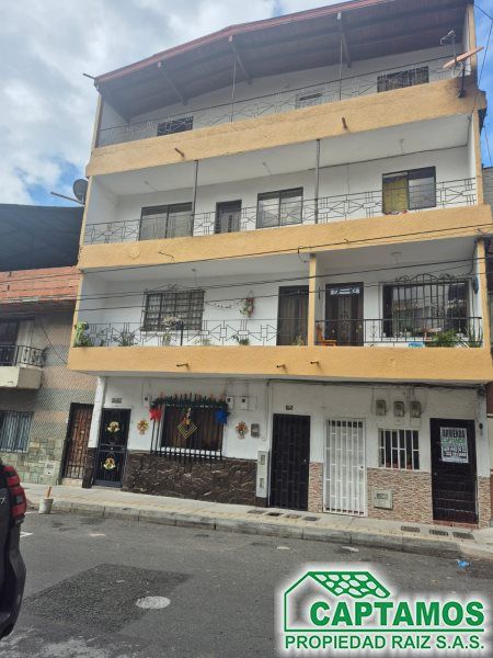 Apartaestudio en arriendo Antioquia Medellín Villanueva 30 m2 Habitaciones 1 Baños 1 Garajes 0 Precio $800000