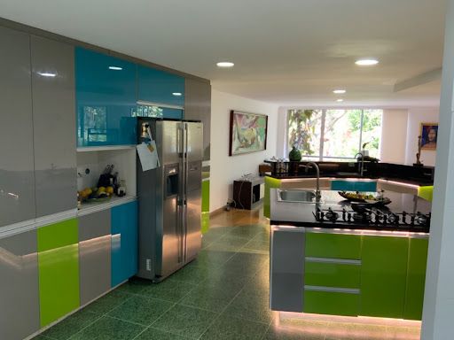 Casa en venta Antioquia Medellín Los Balsos No1 294 m2 Habitaciones 4 Baños 8 Garajes 3 Precio $1400000000