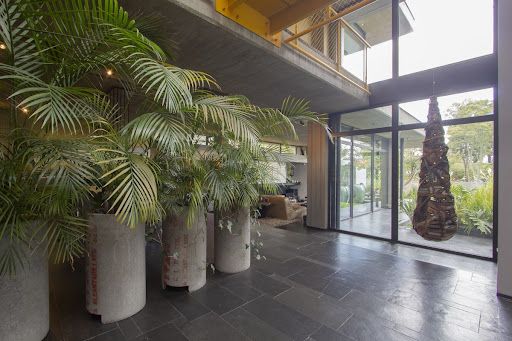Casa en venta Cundinamarca Bogotá Niza Suba 880 m2 Habitaciones 4 Baños 4 Garajes 6 Precio $7000000000
