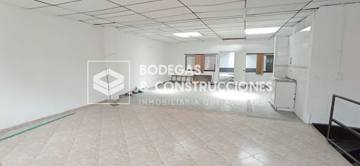 Bodega en arriendo Antioquia Medellín Cristo Rey 200 m2 Habitaciones 0 Baños 2 Garajes 1 Precio $7000000