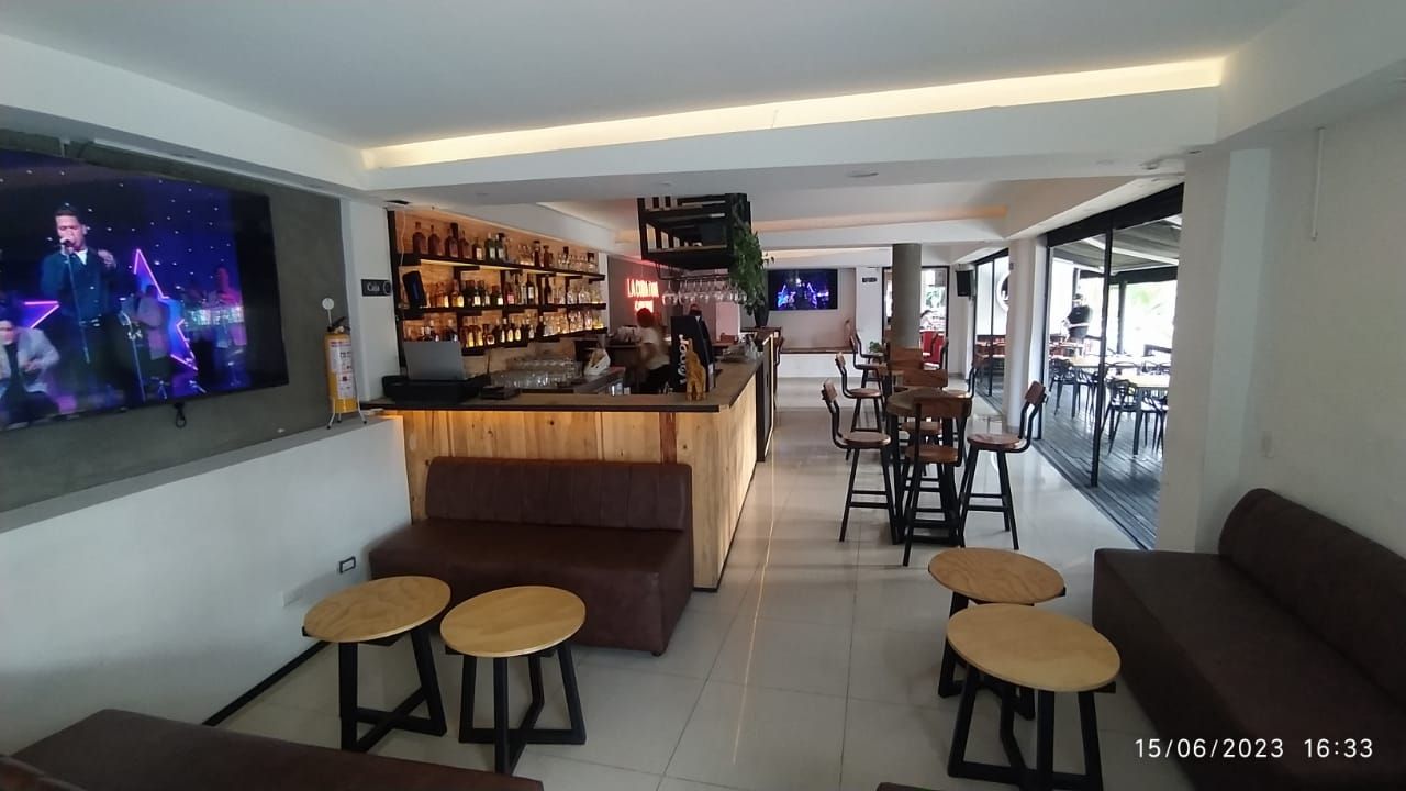 Local en venta Antioquia Envigado La Mesa 144 m2 Habitaciones 0 Baños 0 Garajes 1 Precio $1570000000