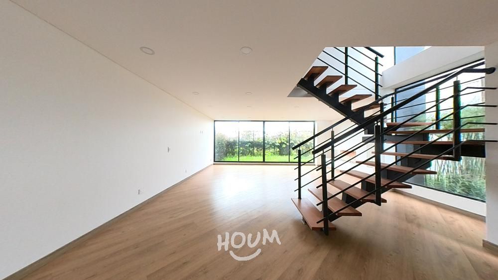 Casa en arriendo Cundinamarca Cota Cota 190 m2 Habitaciones 3 Baños 4 Garajes 2 Precio $4750000