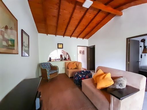 Casa en venta Antioquia Envigado Loma Del Atravesado 194 m2 Habitaciones 5 Baños 2 Garajes 0 Precio $800000000