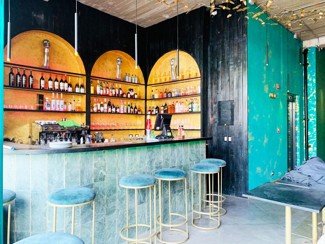 Local en arriendo Antioquia Medellín Astorga 100 m2 Habitaciones 0 Baños 2 Garajes 1 Precio $16000000