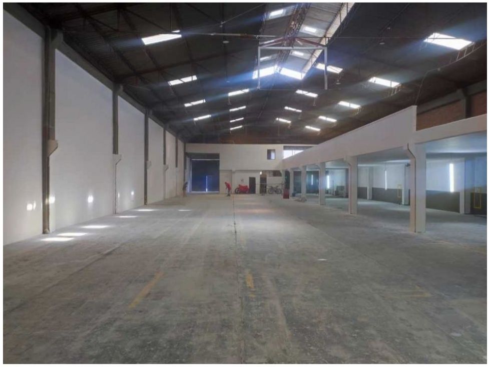 Bodega en venta Cundinamarca Bogotá Montevideo 3200 m2 Habitaciones 0 Baños 21 Garajes 9 Precio $9500000000