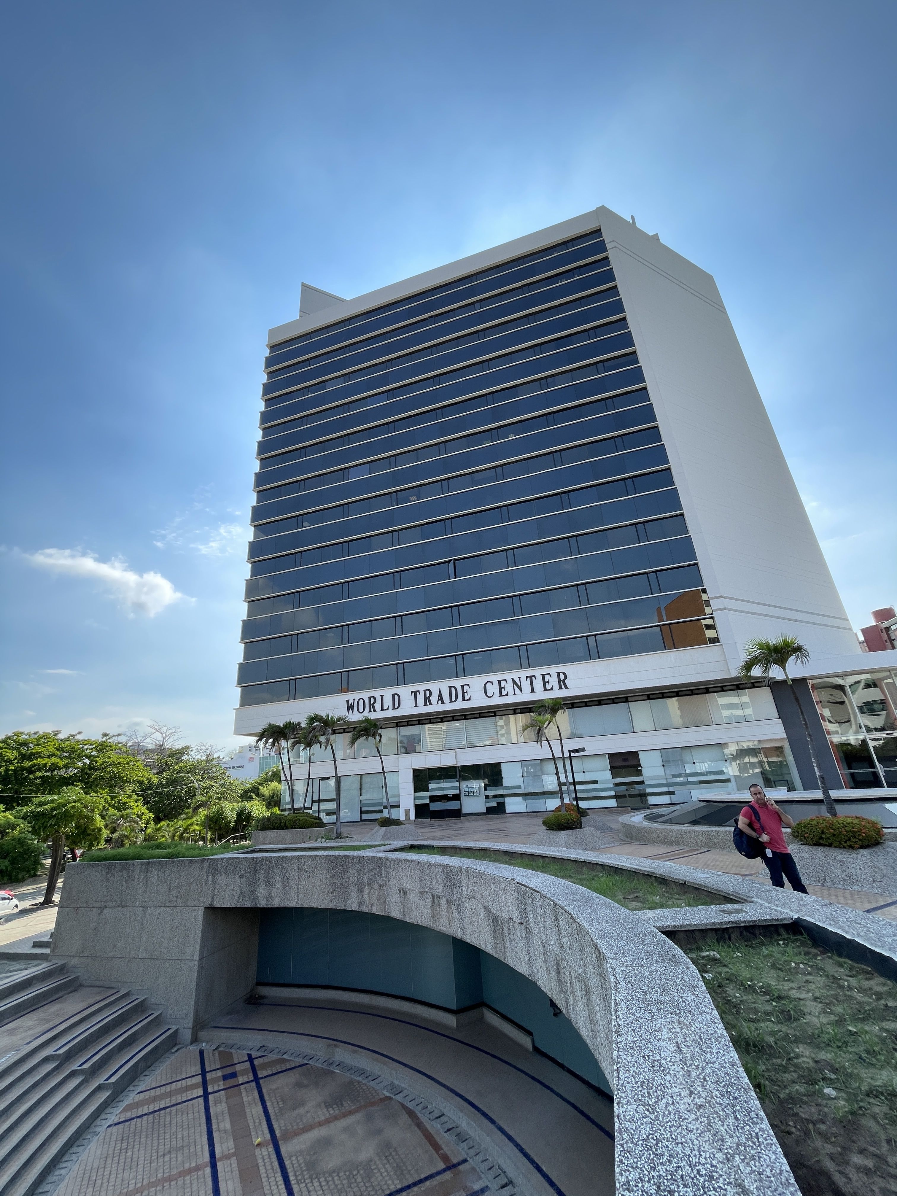 Oficina en venta Atlántico Barranquilla Villa Country 211 m2 Habitaciones 0 Baños 1 Garajes 5 Precio $950000000