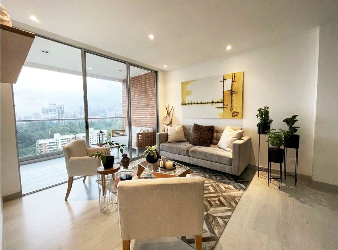 Apartamento en venta Antioquia Medellín Loma El Atravesado 154 m2 Habitaciones 3 Baños 6 Garajes 3 Precio $1300000000