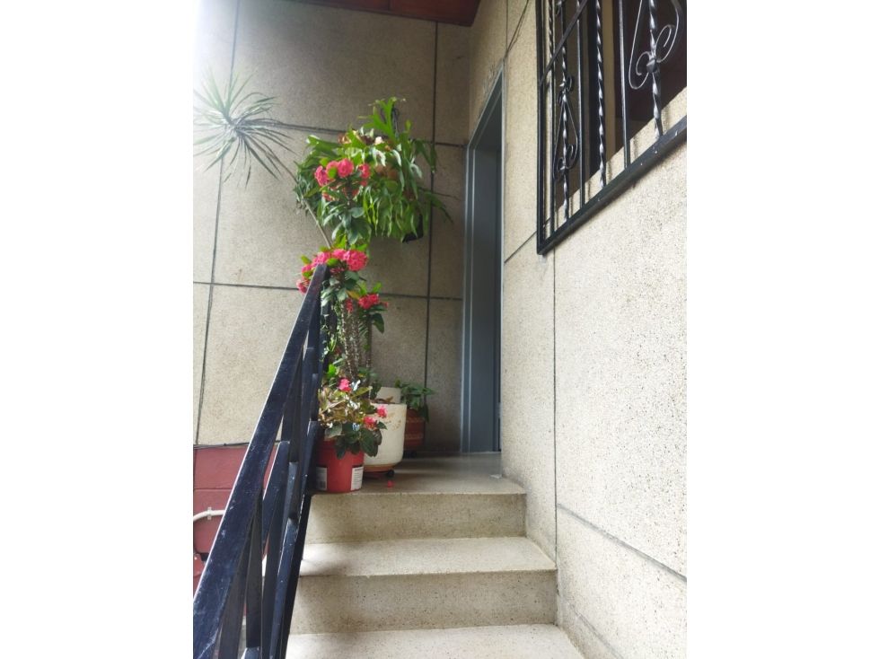 Casa en venta Antioquia Medellín La Candelaria 152 m2 Habitaciones 5 Baños 4 Garajes 1 Precio $460000000