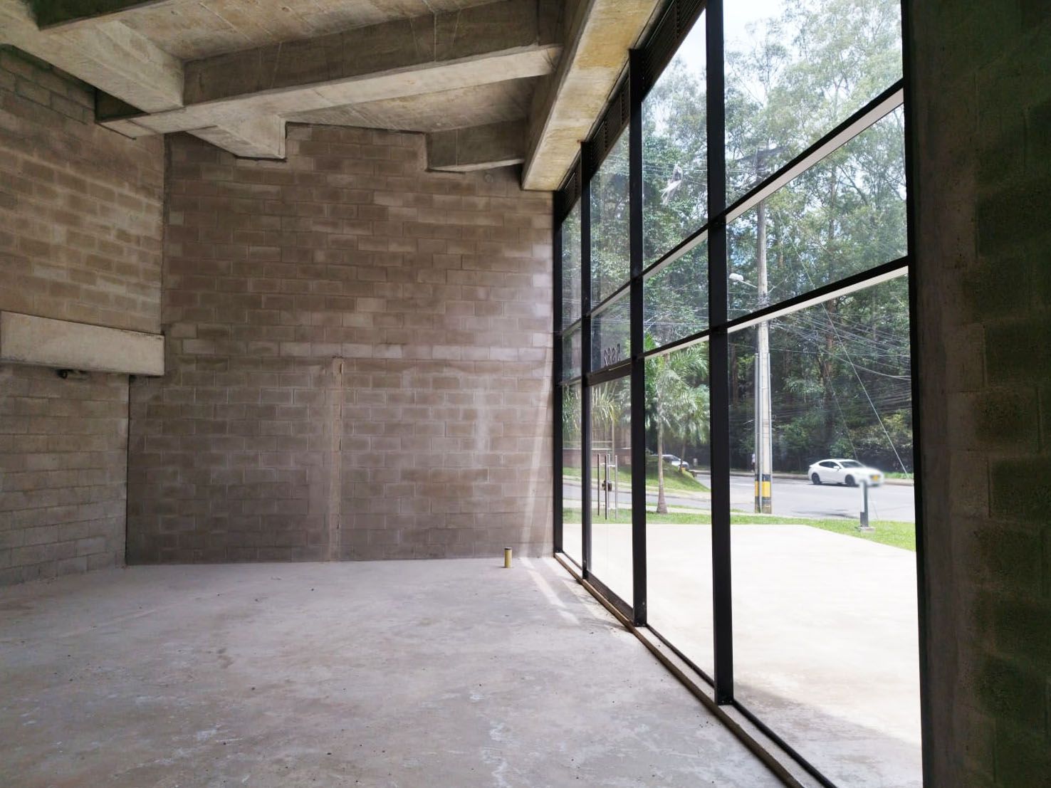 Local en arriendo Antioquia Medellín Los Balsos No2 300 m2 Habitaciones 0 Baños 10 Garajes 21 Precio $39000000