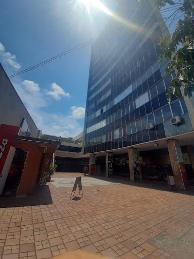 Apartamento en venta Huila Neiva Centro 174 m2 Habitaciones 3 Baños 4 Garajes 3 Precio $430000000