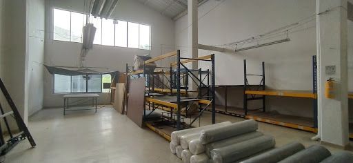 Bodega en arriendo Antioquia Medellín Tenche 750 m2 Habitaciones 0 Baños 6 Garajes 2 Precio $26000000