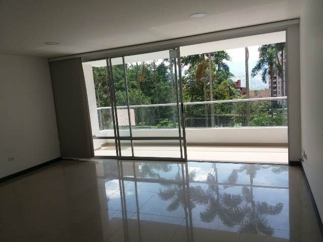 Apartamento en arriendo Antioquia Medellín Corazon De Jesus 113 m2 Habitaciones 3 Baños 2 Garajes 3 Precio $5000000