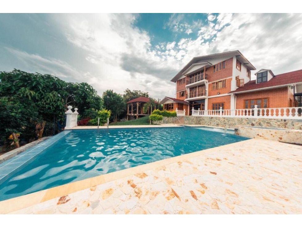 Casa Campestre en venta Risaralda Pereira Pereira 450 m2 Habitaciones 7 Baños 3 Garajes 5 Precio $1700000000