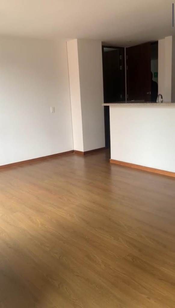 Apartamento en venta Antioquia Envigado Loma Del Atravesado 74 m2 Habitaciones 2 Baños 2 Garajes 3 Precio $585000000