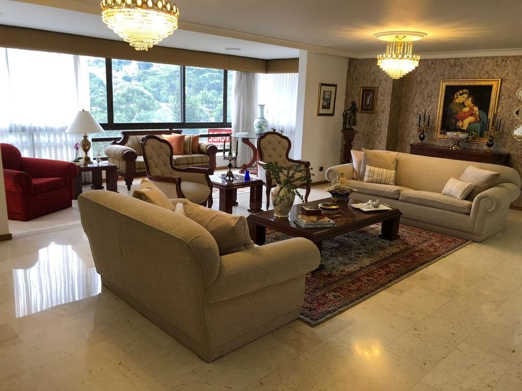 Apartamento en venta Antioquia Medellín El Poblado 360 m2 Habitaciones 5 Baños 15 Garajes 4 Precio $1750000000