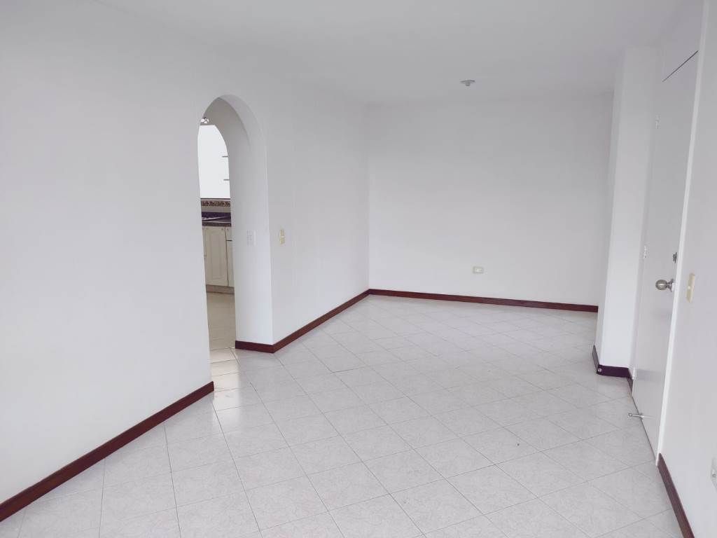 Apartamento en arriendo Antioquia Medellín Simesa 63 m2 Habitaciones 3 Baños 2 Garajes 2 Precio $2900000