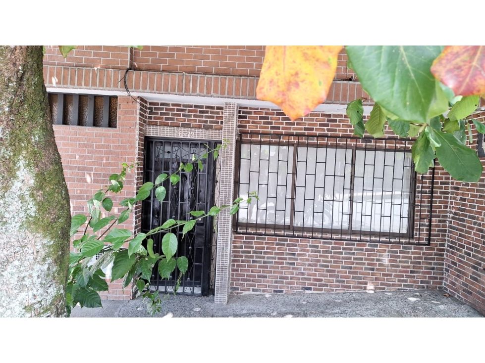 Casa en venta Antioquia Medellín La Candelaria 154 m2 Habitaciones 4 Baños 2 Garajes 1 Precio $500000000