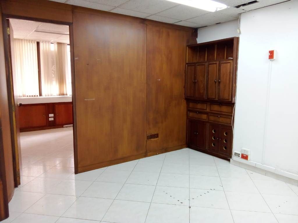 Oficina en arriendo Antioquia Medellín Manila 70 m2 Habitaciones 0 Baños 0 Garajes 2 Precio $4550000