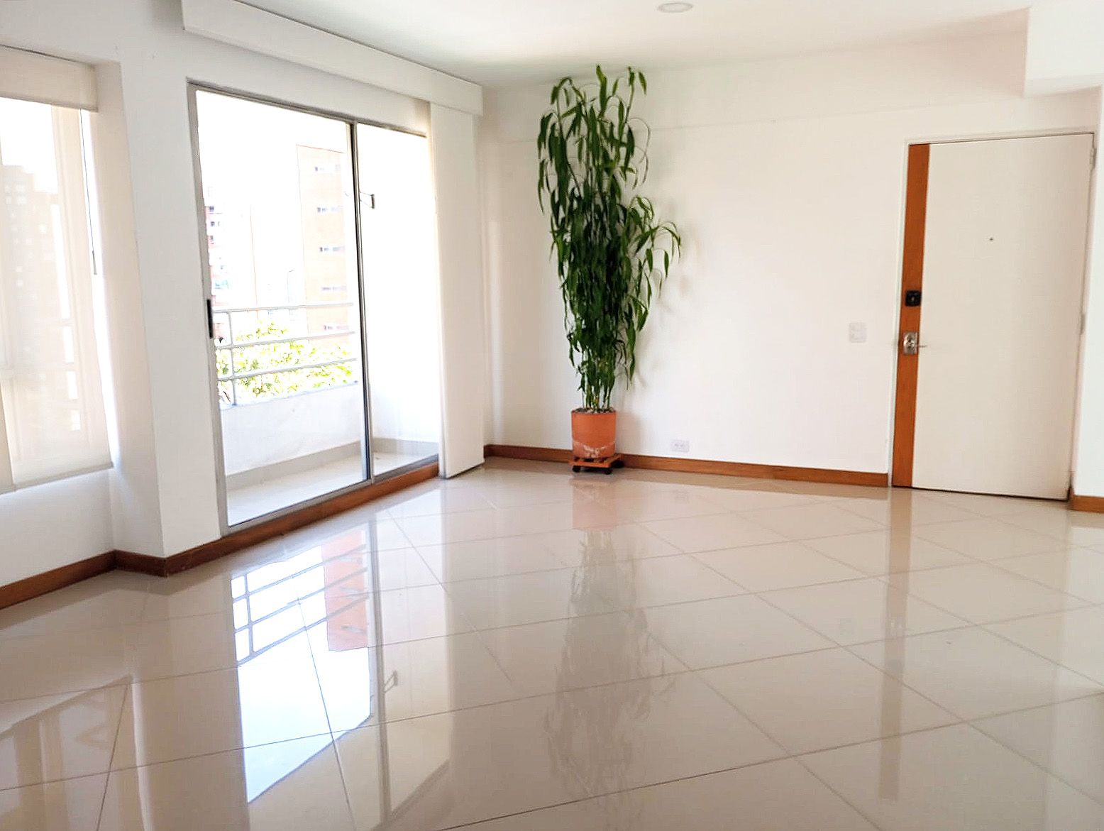 Apartamento en arriendo Antioquia Medellín Corazon De Jesus 110 m2 Habitaciones 3 Baños 4 Garajes 3 Precio $4450000