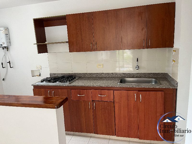 Apartamento en arriendo Antioquia Envigado El Chinguí 63 m2 Habitaciones 3 Baños 2 Garajes 2 Precio $2300000