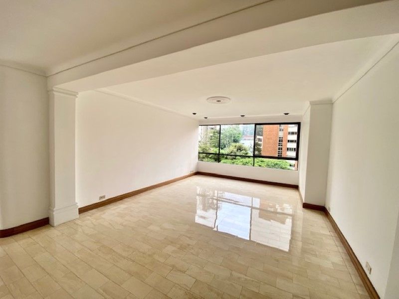 Apartamento en venta Antioquia Medellín Alejandria 235 m2 Habitaciones 4 Baños 8 Garajes 4 Precio $1000000000