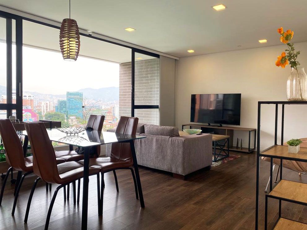 Apartamento en arriendo Antioquia Medellín Manila 95 m2 Habitaciones 2 Baños 4 Garajes 3 Precio $7900000