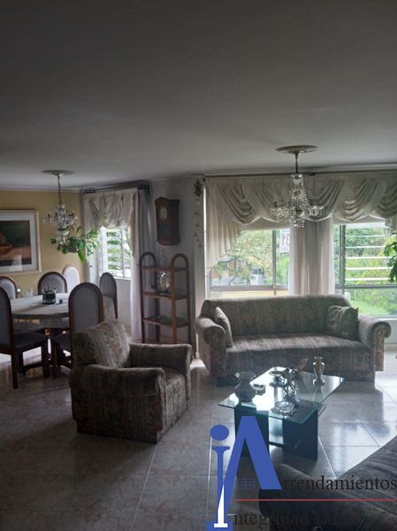 Apartamento en venta Antioquia Medellín Los Alpes 130 m2 Habitaciones 4 Baños 3 Garajes 1 Precio $480000000