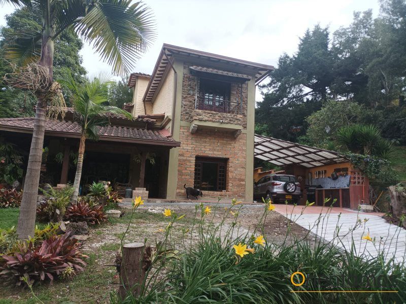 Casa en venta Antioquia Rionegro Rionegro 210 m2 Habitaciones 3 Baños 4 Garajes 2 Precio $2700000000