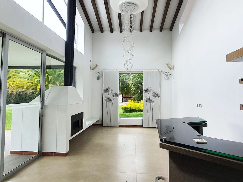 Casa en arriendo Antioquia Rionegro Santa Ana 480 m2 Habitaciones 5 Baños 8 Garajes 8 Precio $12300000