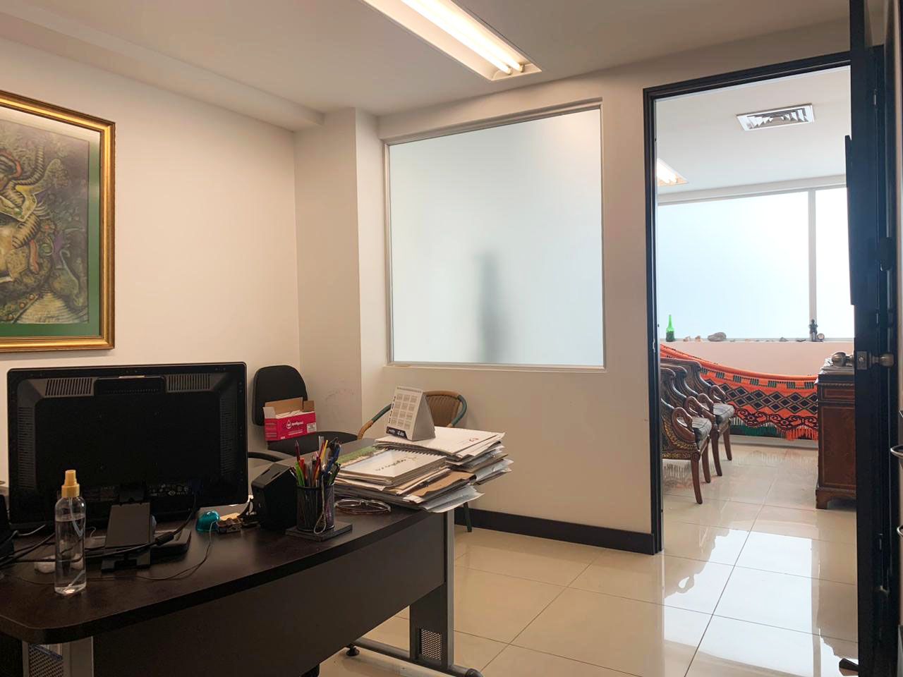 Oficina en venta Antioquia Medellín Campo Amor 43 m2 Habitaciones 0 Baños 0 Garajes 2 Precio $380000000