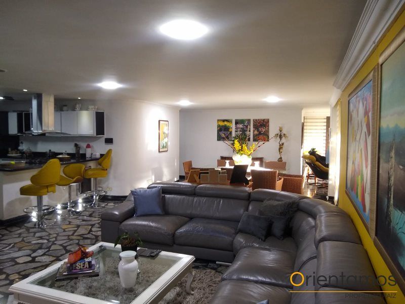 Apartamento en arriendo o venta Antioquia Medellín Las Lomas No2 211 m2 Habitaciones 3 Baños 4 Garajes 2 Precio venta $950000000 Precio arriendo $8600000