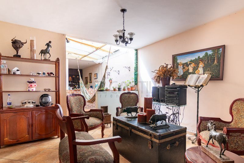 Casa en venta Antioquia Medellín La Castellana 242 m2 Habitaciones 4 Baños 3 Garajes 1 Precio $720000000