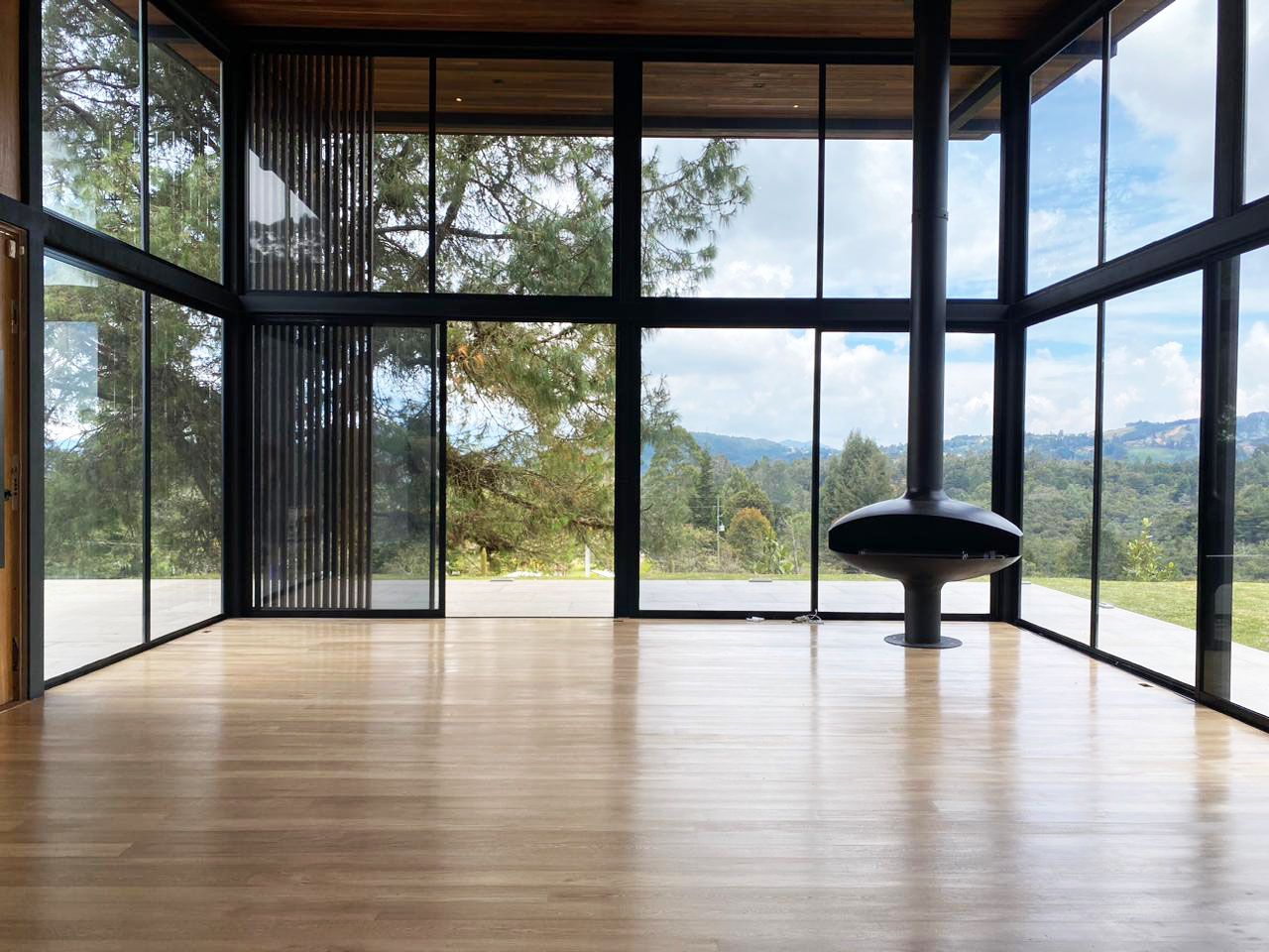 Casa en arriendo Antioquia Rionegro Rionegro 240 m2 Habitaciones 3 Baños 6 Garajes 5 Precio $17500000