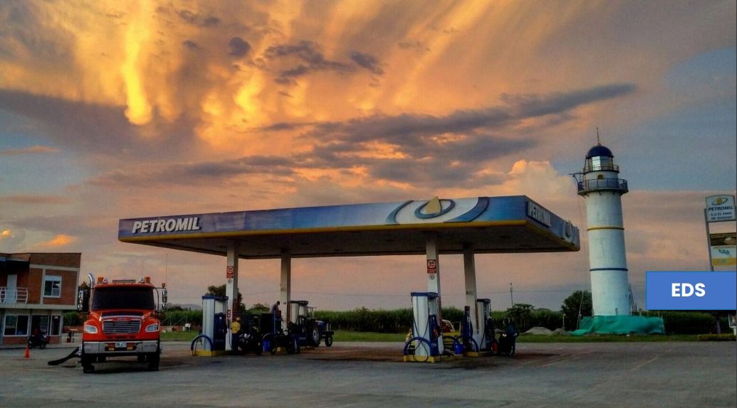 Local Comercial en venta Valle Del Cauca Guacarí Guacarí 0 m2 Habitaciones 0 Baños 10 Garajes 1 Precio $10000000000