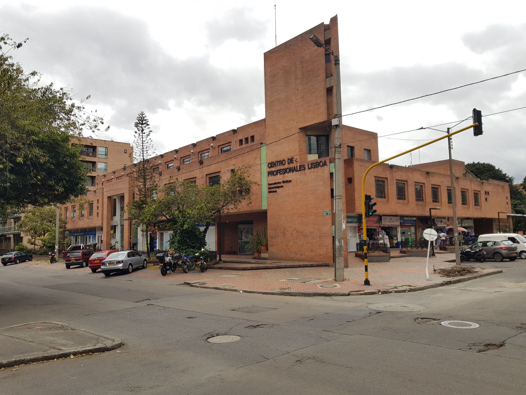 Consultorio en venta Cundinamarca Bogotá Lisboa 25 m2 Habitaciones 0 Baños 1 Garajes 1 Precio $230000000